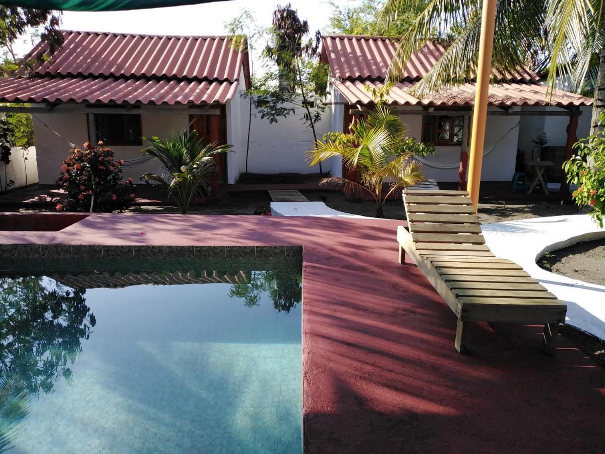 Bungalows Familiares Monterrico Kültér fotó