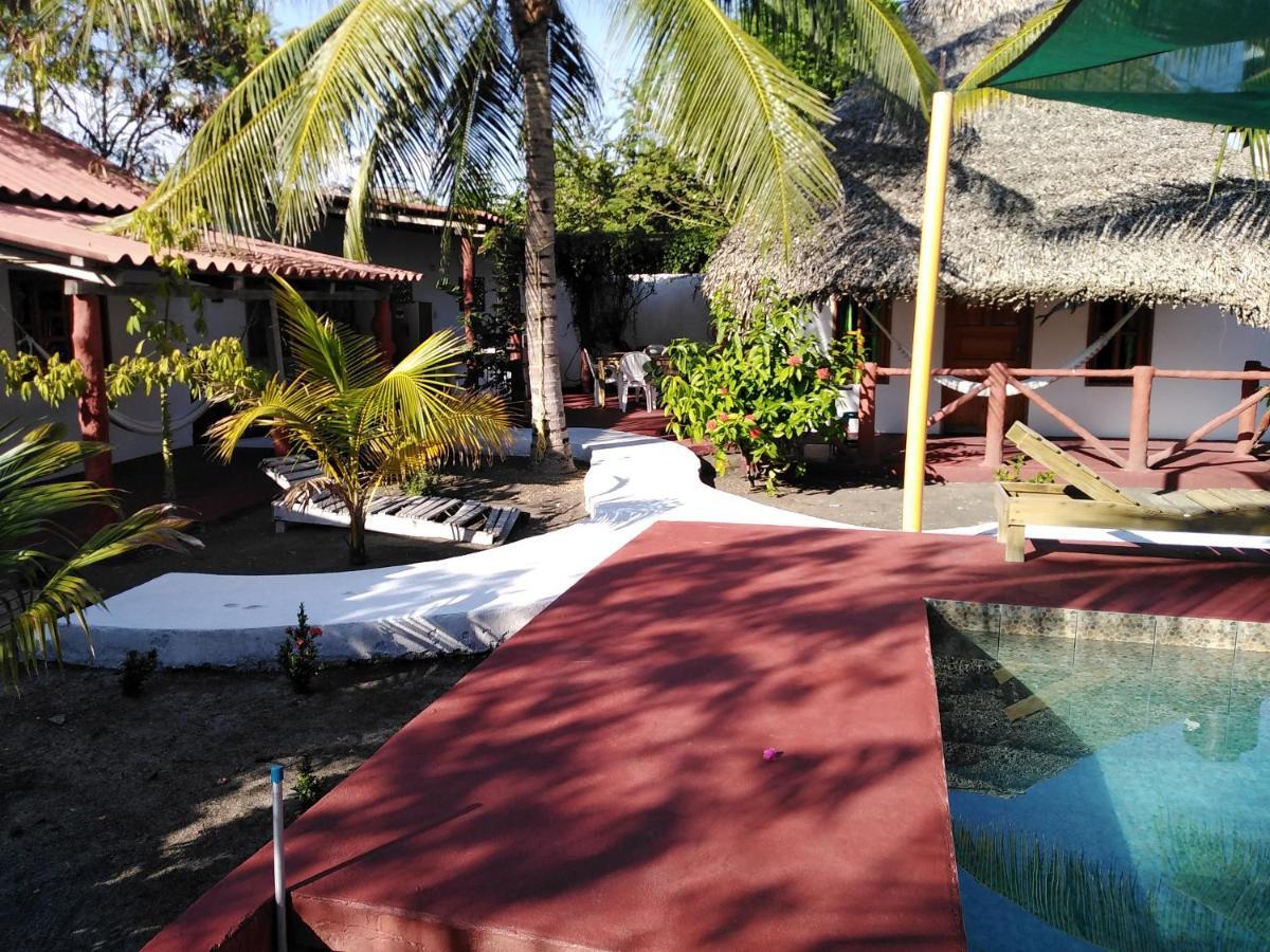 Bungalows Familiares Monterrico Kültér fotó